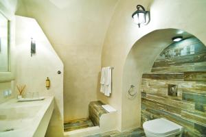 Kúpeľňa v ubytovaní ANTELMI LUXURY VILLA