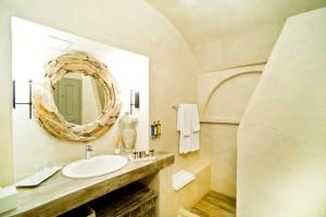 Kúpeľňa v ubytovaní ANTELMI LUXURY VILLA