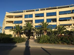 The building in which Az apartmant is located