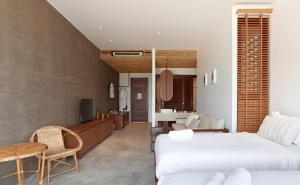Ein Bett oder Betten in einem Zimmer der Unterkunft Chula Beach Resort
