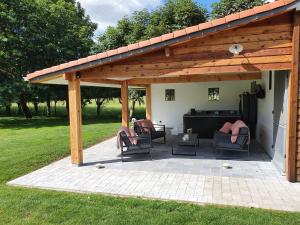 Posezení v ubytování B&B 't Hoogste