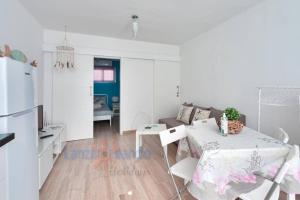A kitchen or kitchenette at Vivienda Vacacional 1 Residence Los Delfines Blue Lagoon