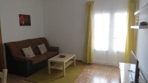 Część wypoczynkowa w obiekcie Apartamentos Orzola