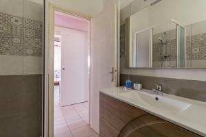 Kúpeľňa v ubytovaní Villa Elisea + 37 fotografií