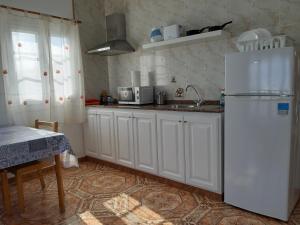 Kuchnia lub aneks kuchenny w obiekcie Apartamentos Orzola