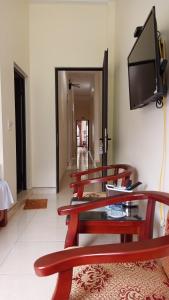 TV a/nebo společenská místnost v ubytování Hotel Cao Nguyên