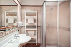 Ένα μπάνιο στο BergHotel Majarei