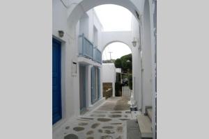 Gallery image of Nikos & Efi Fabrica Residence in Megali Ammos