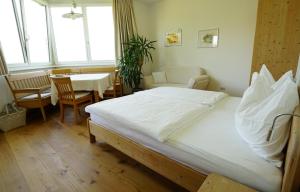 Burgunderhof客房内的一张或多张床位