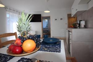 Kuchnia lub aneks kuchenny w obiekcie ApartDębki