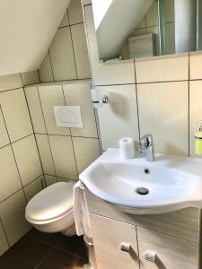 Kúpeľňa v ubytovaní Deluxe Apartments + 37 fotografií