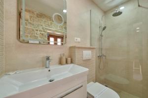 Kúpeľňa v ubytovaní Villa Kudelik - Stone Story