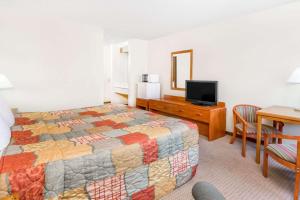 Imagen de la galería de Days Inn by Wyndham Iron Mountain, en Iron Mountain