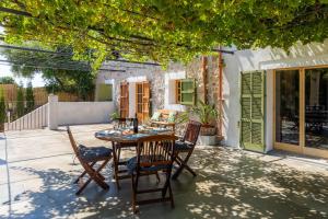 Ein Patio oder anderer Außenbereich in der Unterkunft Finca Can Blai