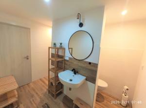 Koupelna v ubytování Apartmán Lenka II