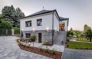 Vonkajšia záhrada v ubytovaní Nádas Center Home Badacsony