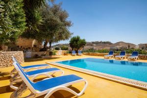 Piscina di Razzett Ghasri o nelle vicinanze