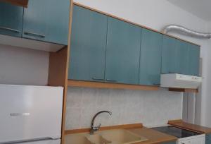 Kuchyň nebo kuchyňský kout v ubytování NAMA Beach house