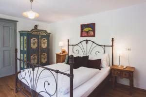 Postel nebo postele na pokoji v ubytování Chalet am Sonnenhang