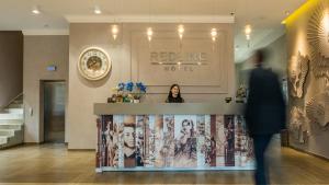 Hosté ubytování Redling Hotel + 37 fotografií
