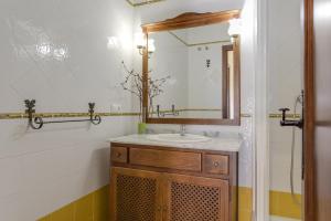 Kúpeľňa v ubytovaní Villa Fuentes Sólo Familias