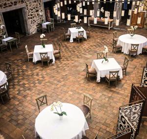 Restaurace v ubytování Komentu Maitea