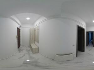 Ett badrum på Mamaia Summerland Apartments