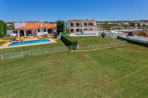 Πισίνα στο ή κοντά στο Apartamentos Solar Veiguinha