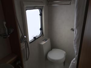 Koupelna v ubytování Four Berth Motorhome Isle of Lewis