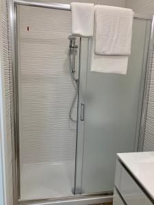 A bathroom at Torre dei Mori Boutique Rooms B&B