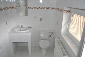 A bathroom at Penzion Chalupka Még 22 kép