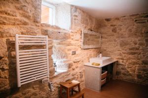 A kitchen or kitchenette at Casa de Vacaciones en Galicia de Karlos Még 24 kép