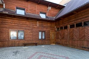 Budova, v ktorej sa apartmán nachádza