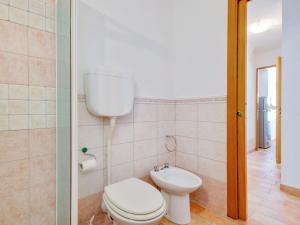 Koupelna v ubytování Pet-Friendly Villa with Pool