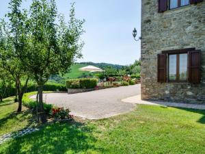 Zahrada ubytování Pet-Friendly Villa with Pool