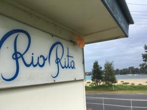 Certificato, attestato, insegna o altro documento esposto da Rio Rita Ocean View Apartments