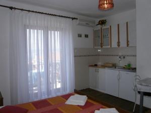 Kuchyň nebo kuchyňský kout v ubytování Villa Renipol Adults only