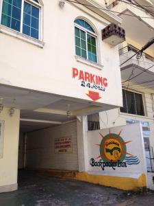 Gallery image of Backpacker Inn in Panama City