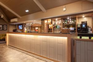Lounge nebo bar v ubytování Holiday Inn Express Edinburgh Airport by IHG