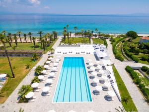 Piscina di Kassandra Palace Seaside Resort o nelle vicinanze