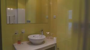 A bathroom at Bendita Mare Aparthotel