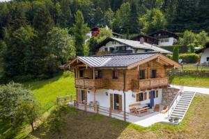 an overhead view of a house with a roof at Ferienhaus Berggfui in Berchtesgaden