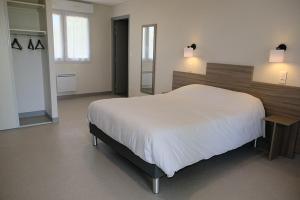 Afbeelding uit fotogalerij van Les Quatre Vents in Courpière