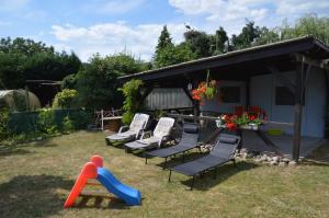 Κήπος έξω από το Gîte Les Glycines 68230 TURCKHEIM