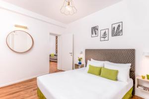 Postel nebo postele na pokoji v ubytování Travel Hotel Eilon