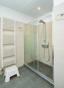 Kúpeľňa v ubytovaní Beautifully renovated flat in superb location + 15 fotografií