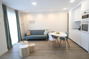 Galeriebild der Unterkunft San Vicente Apartments in Avila + 31 Fotos