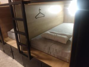 Postel nebo postele na pokoji v ubytování Boho City Hostel + 34 fotografií