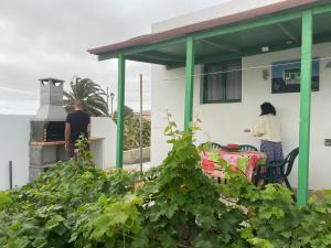 Fotografia z galérie ubytovania Casa Antonia Reyes, a la sombra de Famara v destinácii Muñique