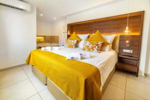 Ένα ή περισσότερα κρεβάτια σε δωμάτιο στο Hotel Paradise Residencial +79 φωτογραφίες